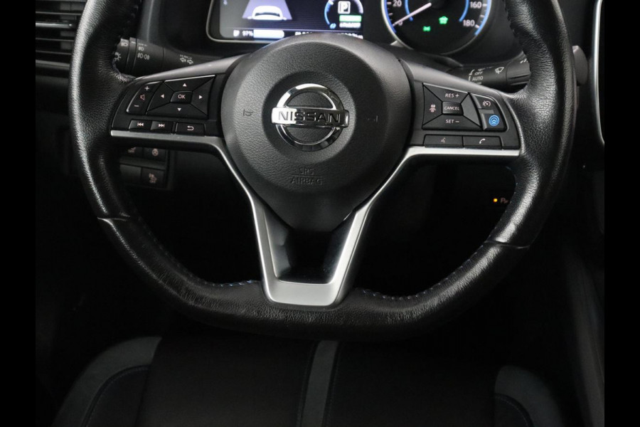 Nissan LEAF 3.Zero Limited Edition 62 kWh | SOH 88.7% | Leder | Adaptive cruise | Stuur/stoel verwarming | Bose Sound | Full LED | 360 camera | Carplay |