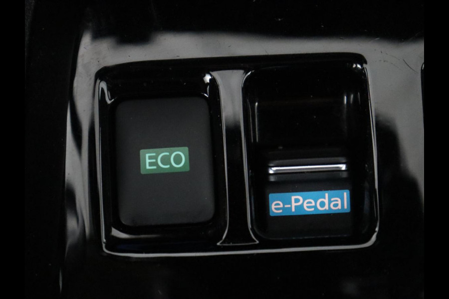 Nissan LEAF 3.Zero Limited Edition 62 kWh | SOH 88.7% | Leder | Adaptive cruise | Stuur/stoel verwarming | Bose Sound | Full LED | 360 camera | Carplay |