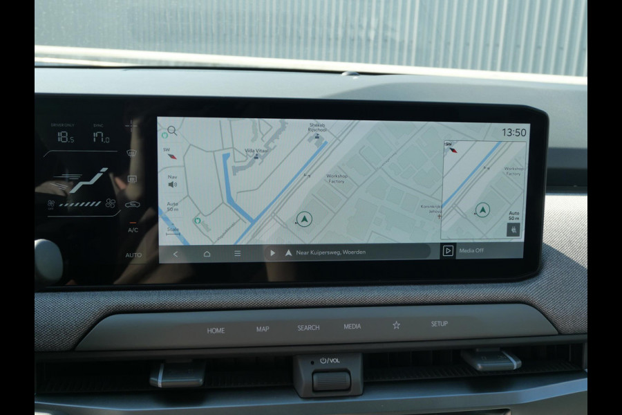 Kia EV3 Plus Advanced 81.4 kWh | Schuif-kanteldak | Carplay | Stoel-Stuurverwarming | Leder |