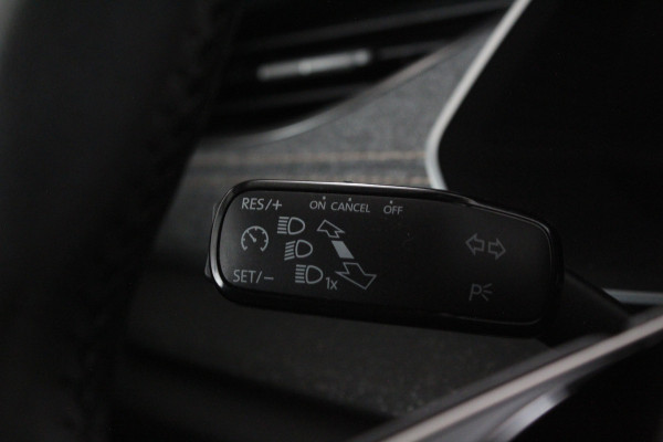 Škoda Octavia Combi 1.5 TSI Business Edition > Camera/Trekhaak/Winterpakket/ Graphite Grey