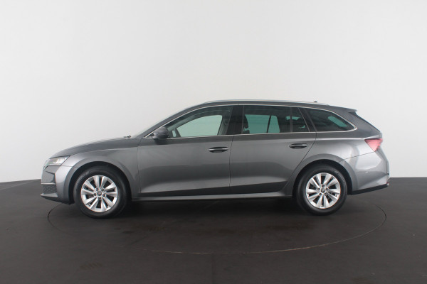Škoda Octavia Combi 1.5 TSI Business Edition > Camera/Trekhaak/Winterpakket/ Graphite Grey