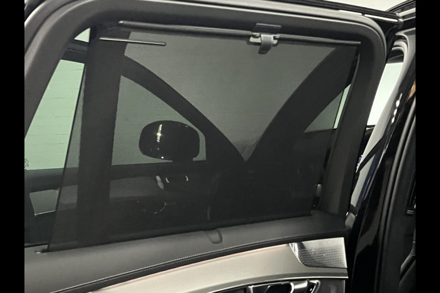Volvo XC90 2.0 T8 Plug-in hybrid AWD Ultra Black Edition Luchtvering | Trekhaak | Open dak | Bowers & Wilkins | Massage | Stoelventilatie/-verwarming | 360 camera | Head-up | Blis | Google