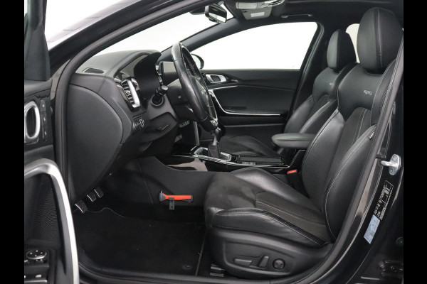 Kia Ceed 1.0 T-GDi GT-PlusLine | Panoramadak | Leder/alcantara | Stuur/stoel verwarming | Camera | Carplay | JBL | Dodehoek detectie | Memory | Virtual Dashboard | Full LED |