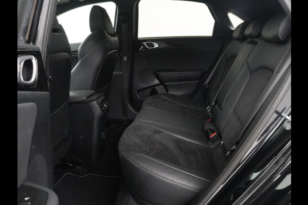 Kia Ceed 1.0 T-GDi GT-PlusLine | Panoramadak | Leder/alcantara | Stuur/stoel verwarming | Camera | Carplay | JBL | Dodehoek detectie | Memory | Virtual Dashboard | Full LED |