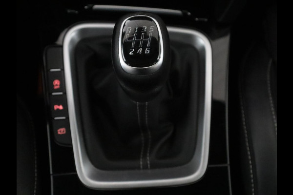 Kia Ceed 1.0 T-GDi GT-PlusLine | Panoramadak | Leder/alcantara | Stuur/stoel verwarming | Camera | Carplay | JBL | Dodehoek detectie | Memory | Virtual Dashboard | Full LED |