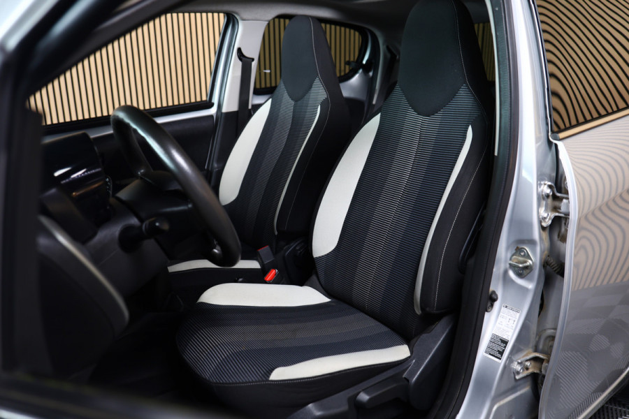 Peugeot 108 1.2 Puretech Allure CABRIOTOP AIRCO CARPLAY CAMERA
