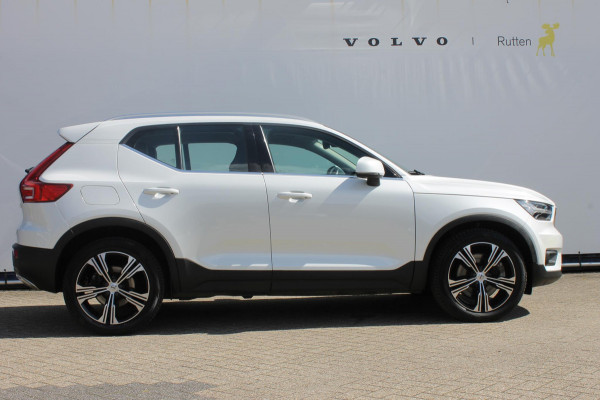 Volvo XC40 T4 211PK Automaat Recharge Inscription Expression Lederen bekleding / Cruise Control / DAB+ / Apple Carplay / 19" lm velgen / Navigatie