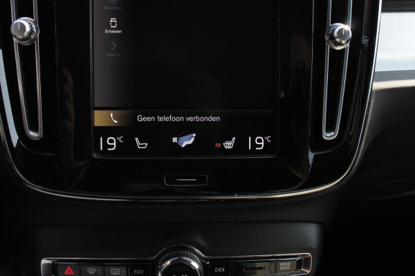 Volvo XC40 T4 211PK Automaat Recharge Inscription Expression Cruise control / DAB audio / Apple Carplay / Climate Control / Keyless entry