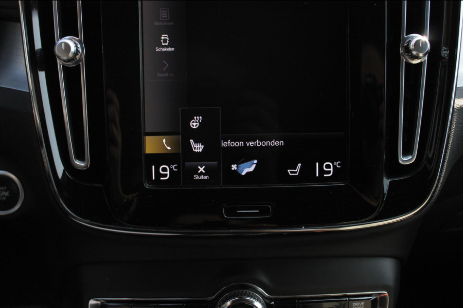 Volvo XC40 T4 211PK Automaat Recharge Inscription Expression Cruise control / DAB audio / Apple Carplay / Climate Control / Keyless entry