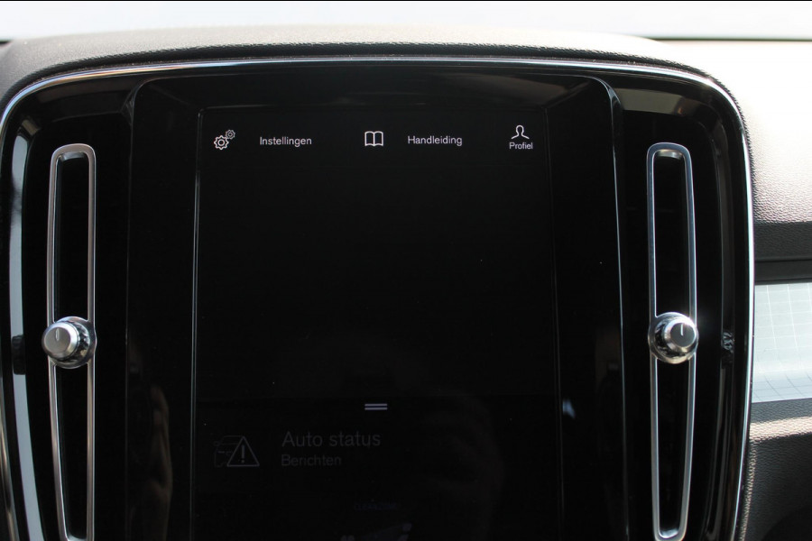 Volvo XC40 T4 211PK Automaat Recharge Inscription Expression Cruise control / DAB audio / Apple Carplay / Climate Control / Keyless entry