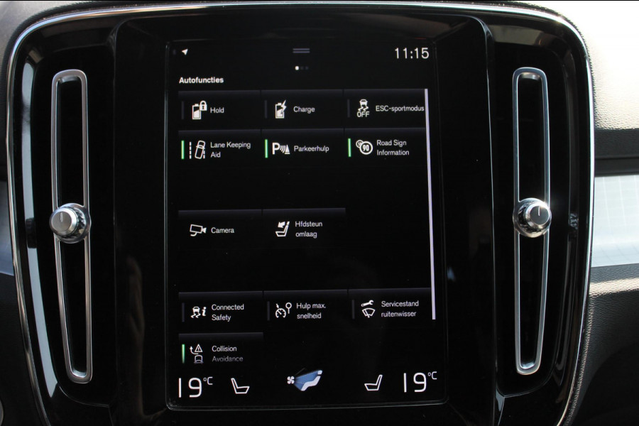 Volvo XC40 T4 211PK Automaat Recharge Inscription Expression Cruise control / DAB audio / Apple Carplay / Climate Control / Keyless entry