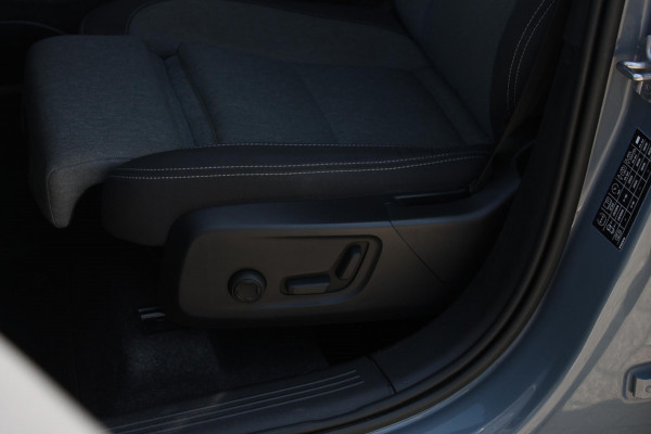Volvo XC40 T4 211PK Automaat Recharge Inscription Expression Cruise control / DAB audio / Apple Carplay / Climate Control / Keyless entry