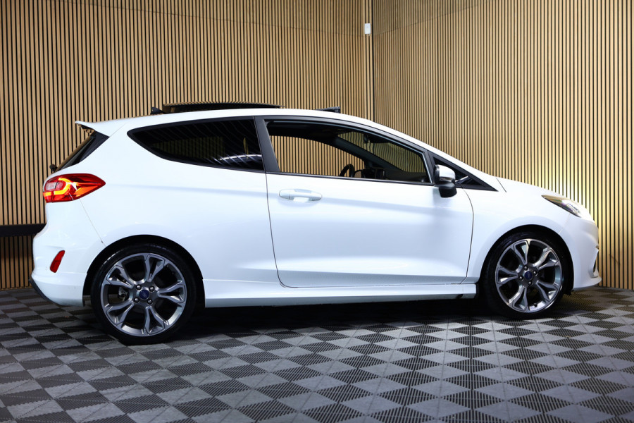 Ford Fiesta 1.0 EcoBoost Titanium ST LINE SUPERSTAAT !
