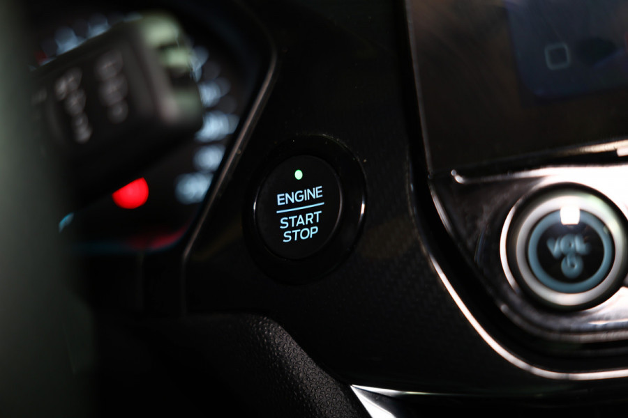 Ford Fiesta 1.0 EcoBoost Titanium ST LINE SUPERSTAAT !