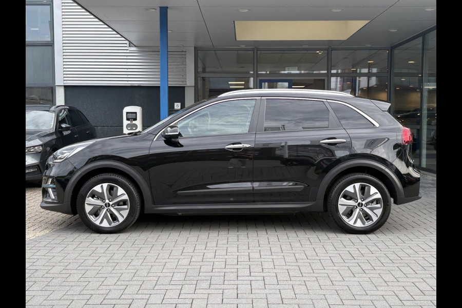 Kia e-Niro DynamicPlusLine 64 kWh | SOH 98% | Schuifdak | Navigatie | Adaptive Cruise | Stoelverwarming |
