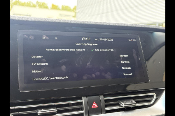 Kia e-Niro DynamicPlusLine 64 kWh | SOH 98% | Schuifdak | Navigatie | Adaptive Cruise | Stoelverwarming |