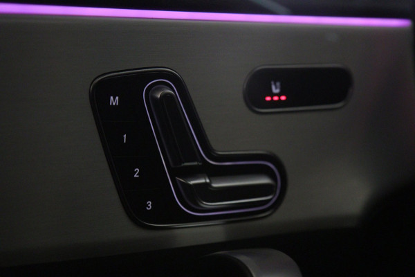 Mercedes-Benz CLA-Klasse 250 e AMG Line NAP/PANO/CARPLAY/HUD/ACC/BURM/KEYLESS/VOL