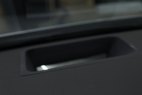 Mercedes-Benz CLA-Klasse 250 e AMG Line NAP/PANO/CARPLAY/HUD/ACC/BURM/KEYLESS/VOL