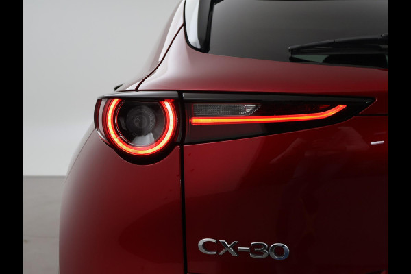 Mazda CX-30 2.0 e-SkyActiv-X M HYBRID LUXURY + TREKHAAK | BOSE | ADAPTIVE CRUISE | 360 CAMERA | SCHUIFDAK