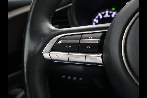Mazda CX-30 2.0 e-SkyActiv-X M HYBRID LUXURY + TREKHAAK | BOSE | ADAPTIVE CRUISE | 360 CAMERA | SCHUIFDAK