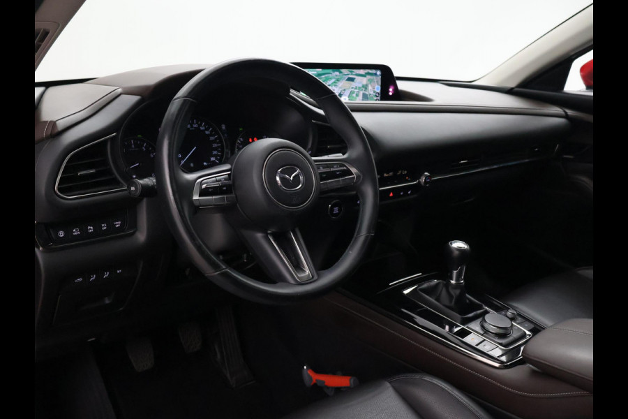 Mazda CX-30 2.0 e-SkyActiv-X M HYBRID LUXURY + TREKHAAK | BOSE | ADAPTIVE CRUISE | 360 CAMERA | SCHUIFDAK