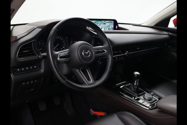 Mazda CX-30 2.0 e-SkyActiv-X M HYBRID LUXURY + TREKHAAK | BOSE | ADAPTIVE CRUISE | 360 CAMERA | SCHUIFDAK