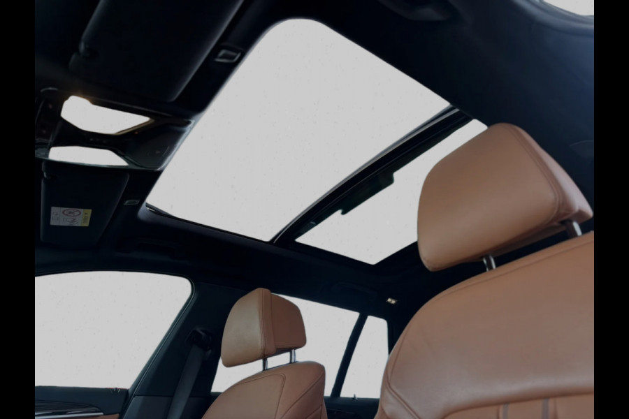 BMW 5 Serie Touring 530i High Executive (Dealer OndH, Panorama, Navi, StoelV, 360 Camera, Head-up, Comfort Stoelen, Etc)