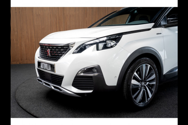 Peugeot 3008 1.2 PureTech GT Line Panodak Navi Camera Climate PDC Stoelverwarming Keyless Entry & Go Cruise C. LM velgen Afneembaar trekhaak