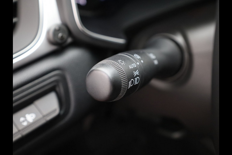 Renault Captur 1.6 E-Tech Hybrid 145 Intens | Allseason banden | Camera | Prijs Rijklaar!!