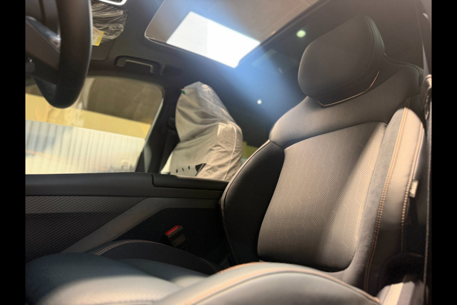 Lynk & Co 08 1.5 More|H&K|360|Pano|Stoel massage Verwarming en Ventilatie|200km elektrisch