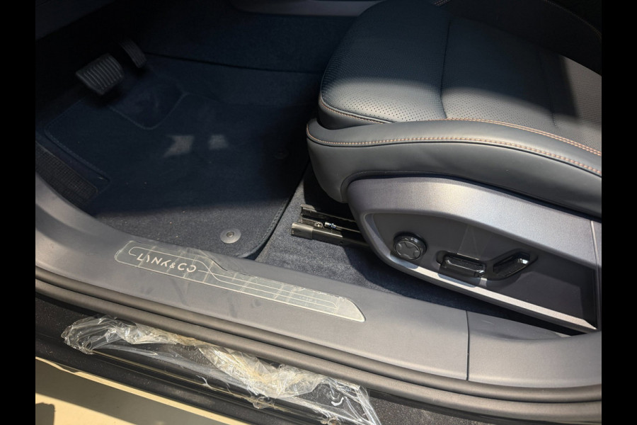 Lynk & Co 08 1.5 More|H&K|360|Pano|Stoel massage Verwarming en Ventilatie|200km elektrisch