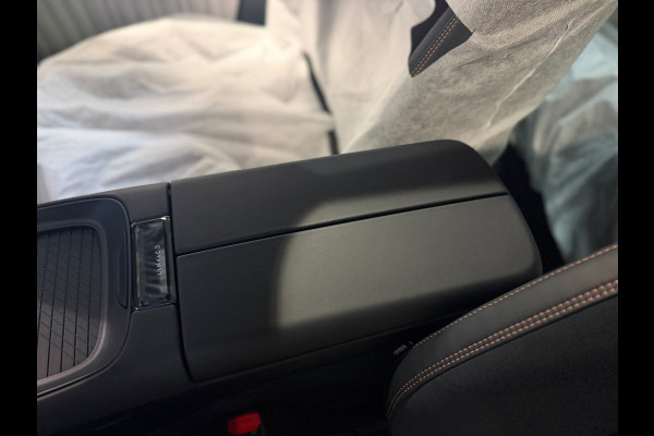 Lynk & Co 08 1.5 More|H&K|360|Pano|Stoel massage Verwarming en Ventilatie|200km elektrisch
