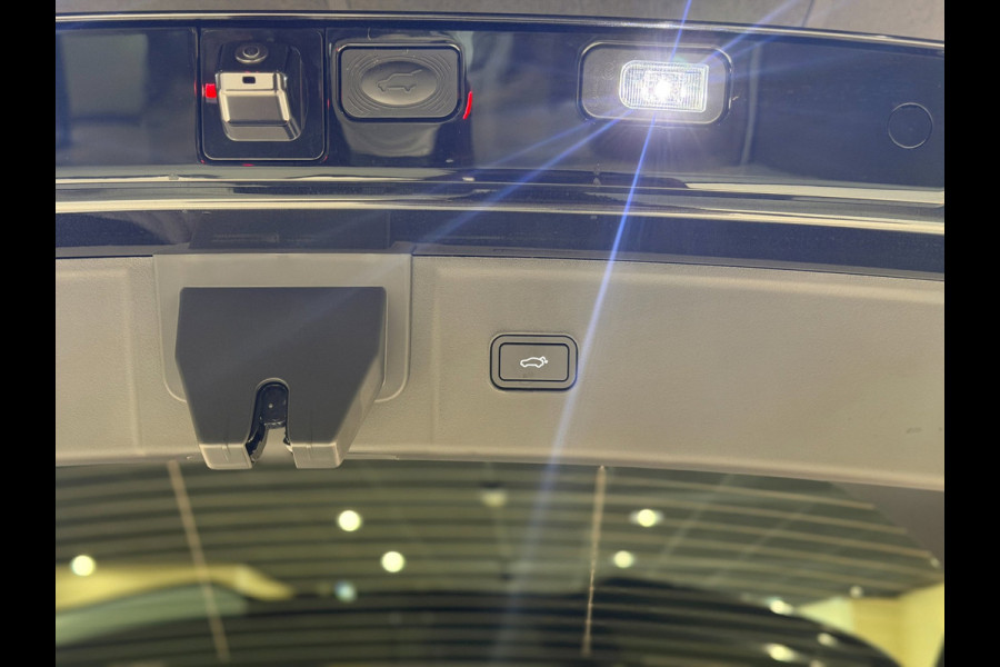 Lynk & Co 08 1.5 More|H&K|360|Pano|Stoel massage Verwarming en Ventilatie|200km elektrisch