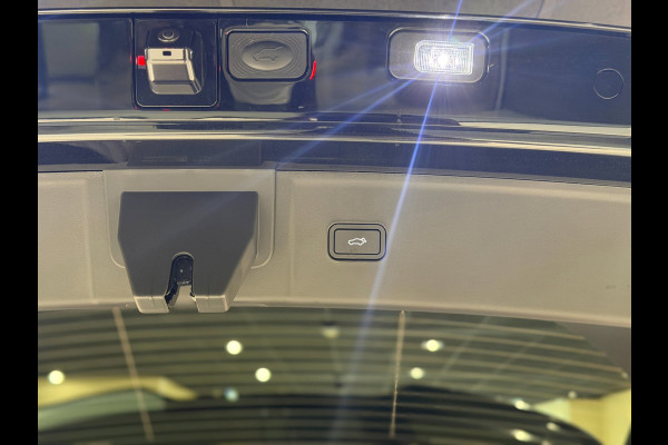 Lynk & Co 08 1.5 More|H&K|360|Pano|Stoel massage Verwarming en Ventilatie|200km elektrisch