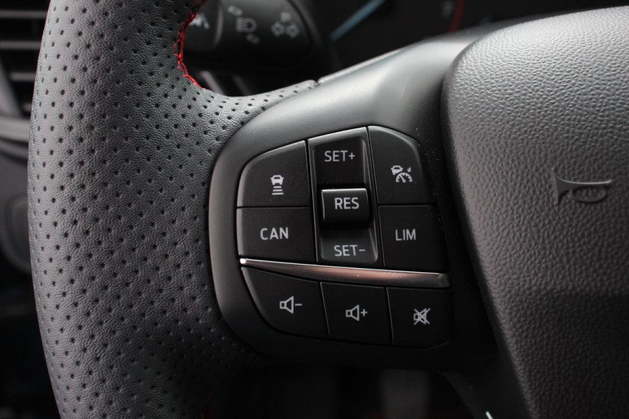 Ford Fiesta 1.0 EcoBoost 101pk ST-Line Navigatie Apple Carplay/Android Auto Camera Cruise Control Stoel- en stuurverwarming Verwarmde voorruit Getinte ramen