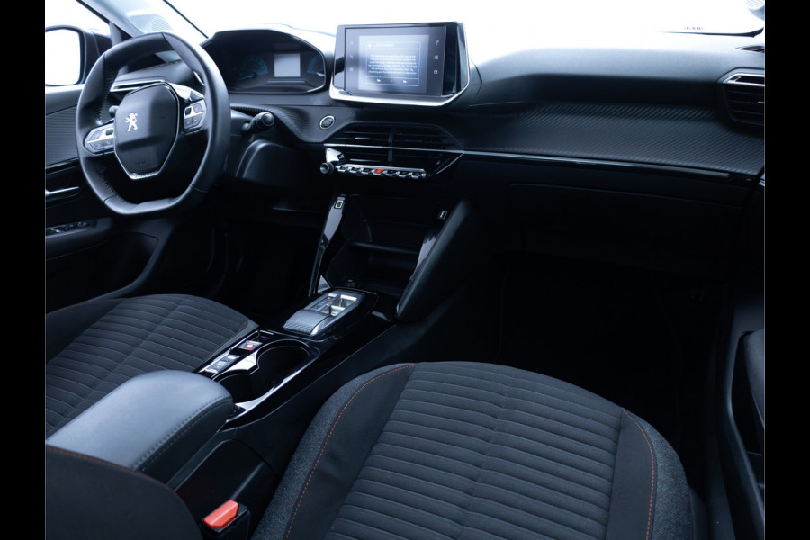 Peugeot e-208 EV Active Pack 50 kWh | SOH 98% | Stoelverwarming | Navigatie | Airco | Apple Carplay | Android auto | Cruise | All season banden