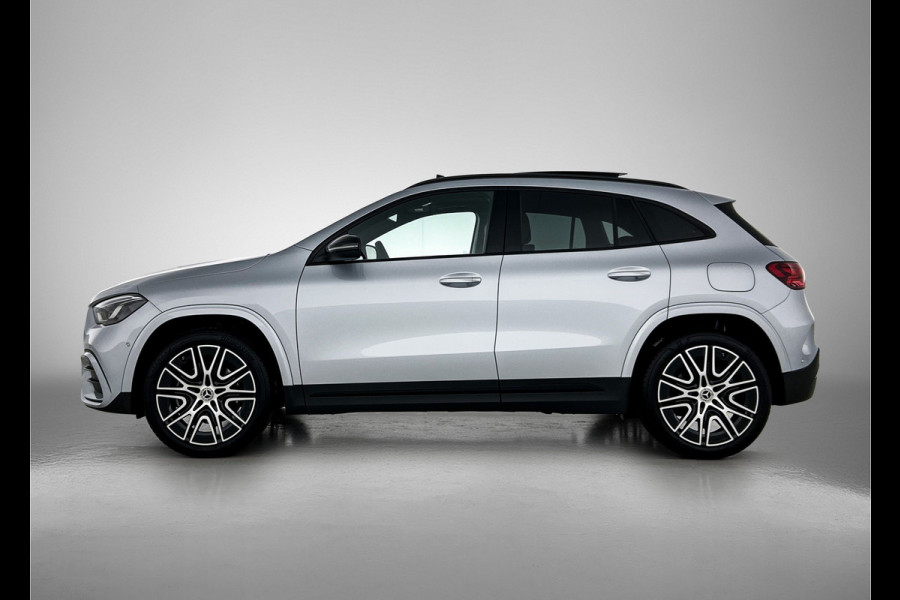 Mercedes-Benz GLA 250 e 140 Year Edition | Plus pakket | Nightpakket | Parkeerpakket | Trekhaak | Panoramaschuifdak | 20” tien-dubbelspaaks AMG velgen | Warmtewerend, donkergetint glas |