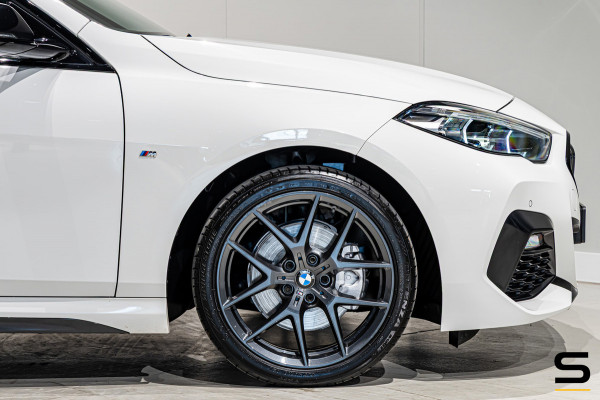 BMW 2 Serie Gran Coupé 218i High Executive|M-sport|Pano|H&K