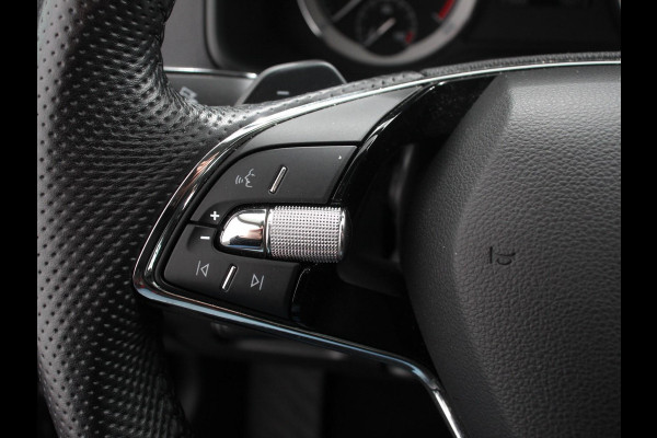 Škoda Karoq 1.5 TSI 150pk Automaat Style Climate Control Cruise Control LED Lichtmetalen velgen Navigatie Apple Carplay/ Android Auto Keyless