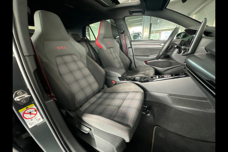 Volkswagen Golf 2.0 TSI GTI Pano|BTW|H/K|HuD|Camera|Trekhaak