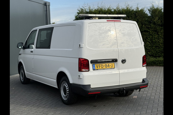 Volkswagen Transporter 2.0 TDI 111 PK / L2H1 / DUBBELE CABINE / 1e EIG. / TREKHAAK / CRUISE / CARPLAY / AIRCO / PDC