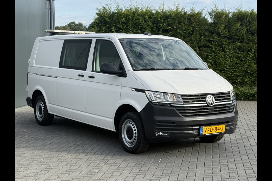 Volkswagen Transporter 2.0 TDI 111 PK / L2H1 / DUBBELE CABINE / 1e EIG. / TREKHAAK / CRUISE / CARPLAY / AIRCO / PDC