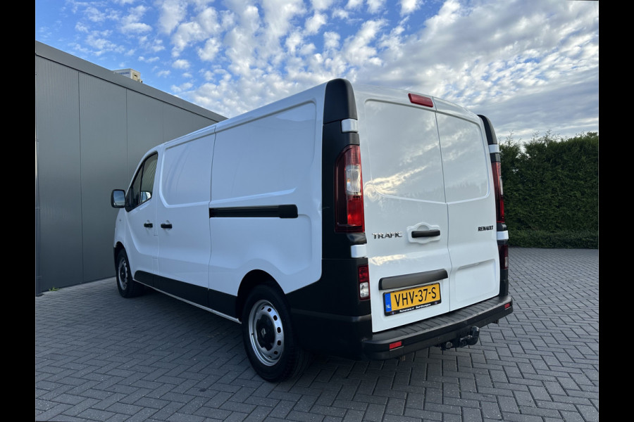 Renault Trafic 2.0 dCi 120 PK / L2H1 / 1e EIG. / DUBBELE SCHUIFDEUREN / TREKHAAK / LED KOPLAMPEN / AIRCO / CRUISE