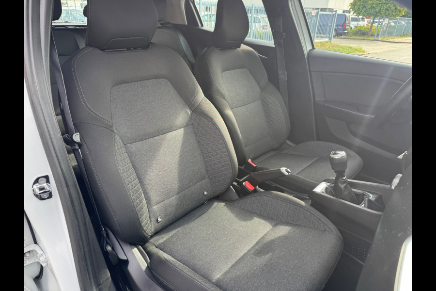 Renault Clio 1.0 TCe Zen Led Lane assist Clima Cruise control PDC 2019