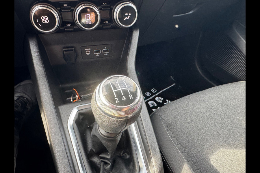Renault Clio 1.0 TCe Zen Led Lane assist Clima Cruise control PDC 2019