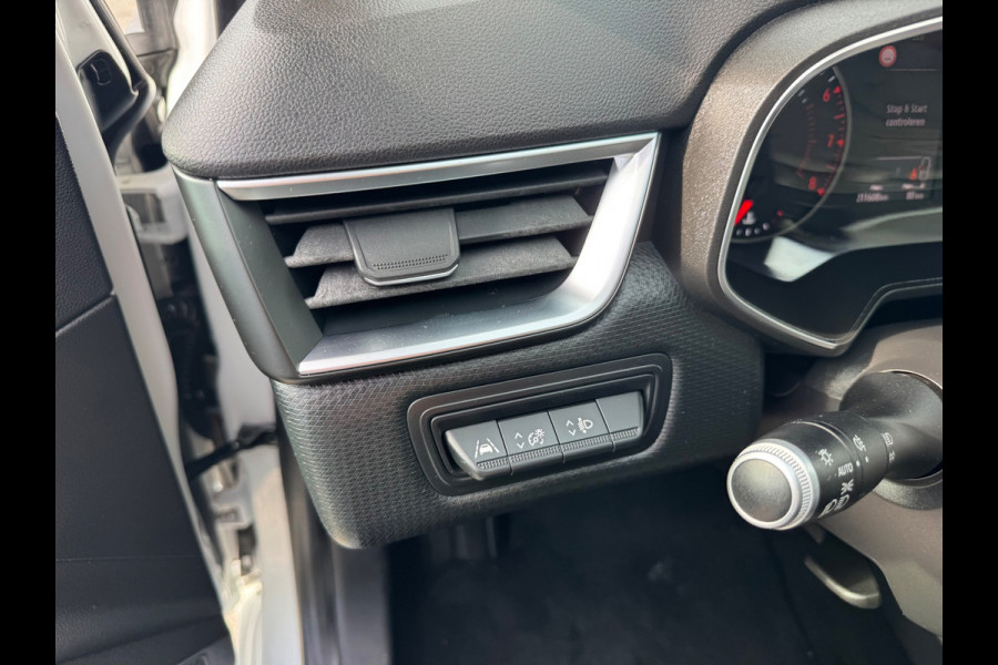 Renault Clio 1.0 TCe Zen Led Lane assist Clima Cruise control PDC 2019