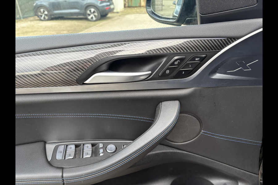 BMW X3 xDrive30e High Executive | M pakket | Panoramadak | Trekhaak | 21 inch | 360 Camera | Leder | Stoelverwarming voor + achter | Hifi | Geheugenstoelen