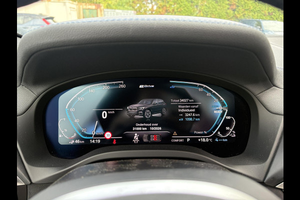 BMW X3 xDrive30e High Executive | M pakket | Panoramadak | Trekhaak | 21 inch | 360 Camera | Leder | Stoelverwarming voor + achter | Hifi | Geheugenstoelen