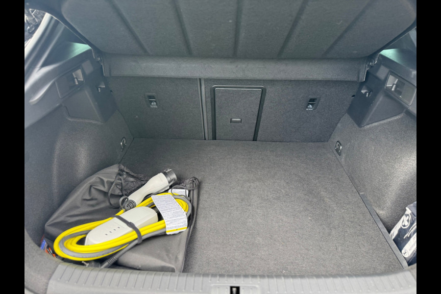 CUPRA Formentor 1.4 TSI e-Hybrid VZ Performance Limited 245PK Camera