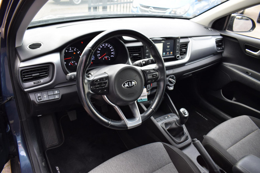Kia Stonic 1.0 T-GDi DynamicLine | Apple CarPlay | Camera | Cruise | Climate